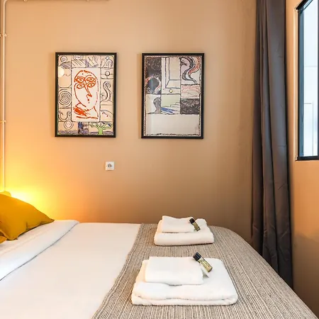 Charming - Atelier Lumieres - 4 Guests *